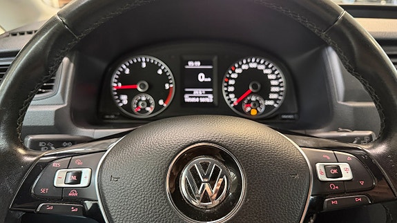 Volkswagen Caddy Maxi 13 of 18