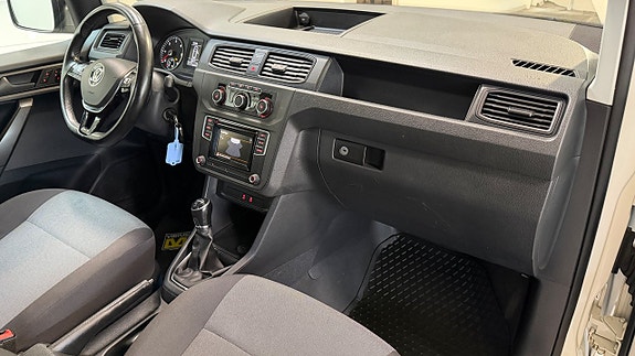 Volkswagen Caddy Maxi 8 of 18