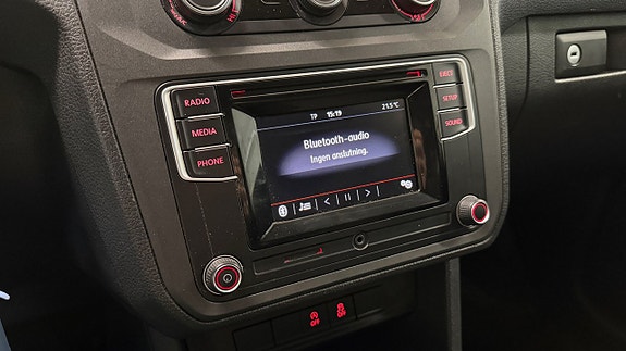 Volkswagen Caddy Maxi 17 of 18