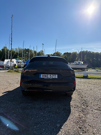 Opel Astra 4 of 6