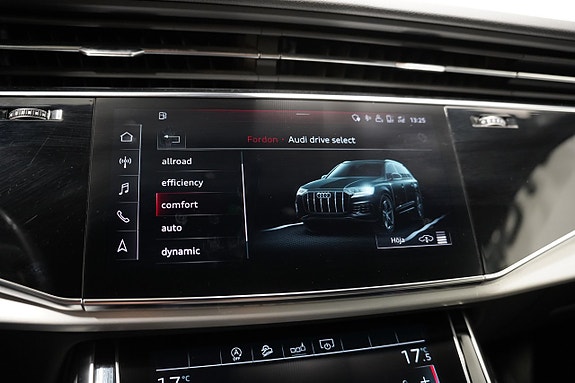 Audi Q7 24 of 30
