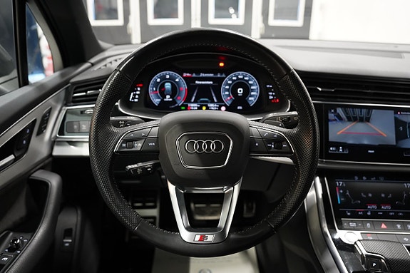 Audi Q7 17 of 30