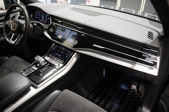 Audi Q7 14 of 30