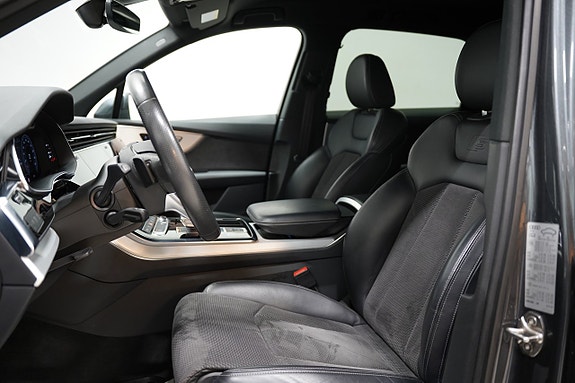 Audi Q7 11 of 30