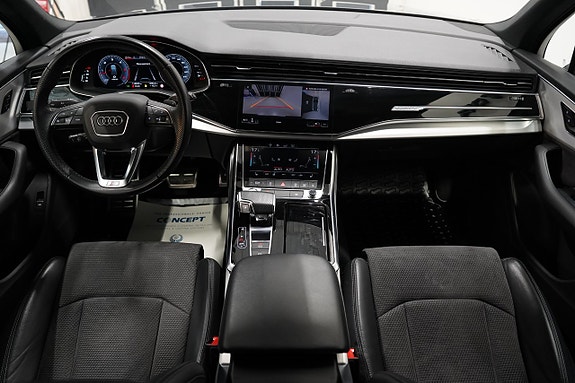 Audi Q7 16 of 30