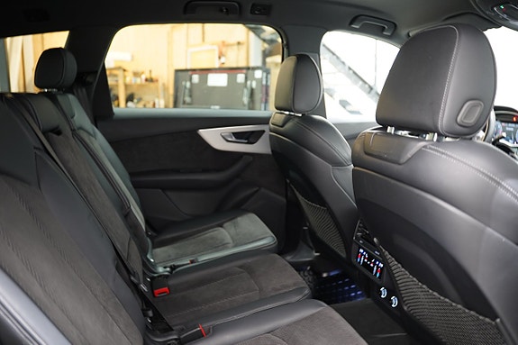 Audi Q7 29 of 30