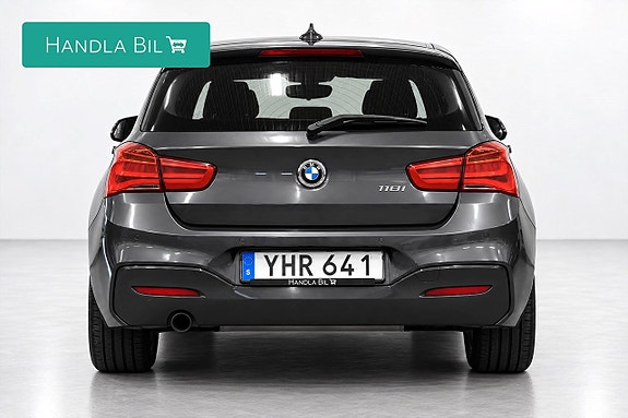 BMW 118i 6 of 17