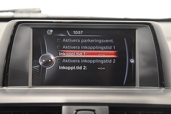BMW 118i 15 of 17