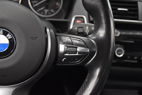 BMW 118i 11 of 17