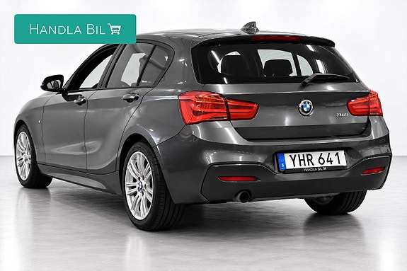 BMW 118i 7 of 17