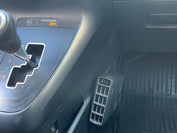 Toyota Verso 12 of 16