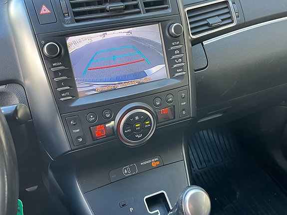 Toyota Verso 14 of 16