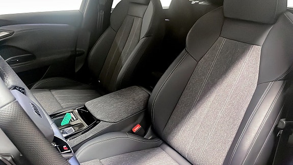 Audi Q6 e-tron 9 of 15