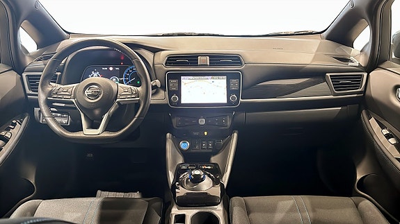 Nissan Leaf 4 of 12