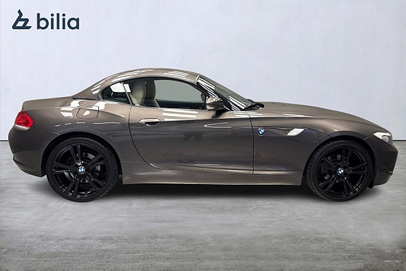 BMW Z4 2 of 11