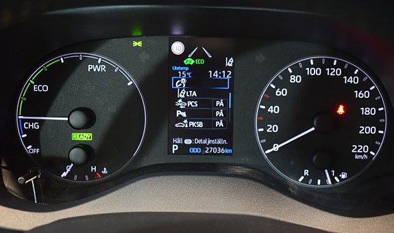 Toyota Yaris 12 of 20