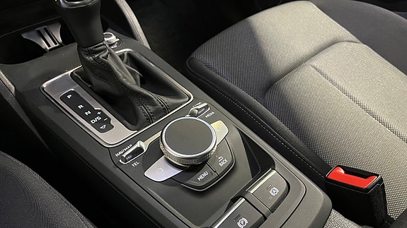Audi Q2 10 of 13