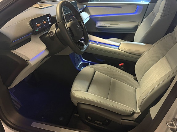 Polestar 4 5 of 28
