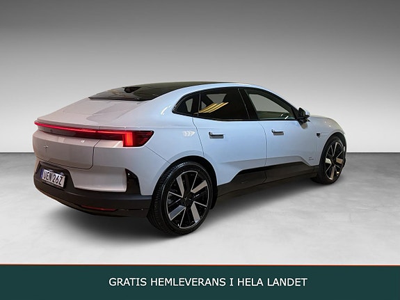 Polestar 4 2 of 28
