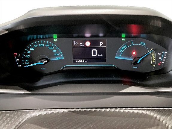 Peugeot 208 8 of 15