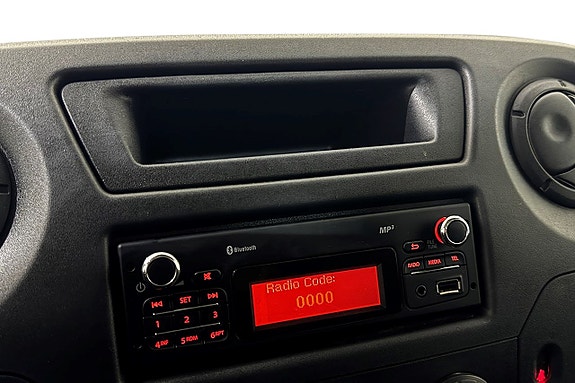 Renault Master 17 of 20