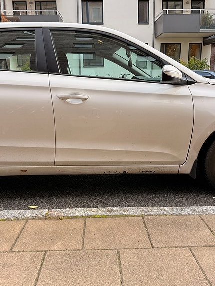 Hyundai i20 7 of 13