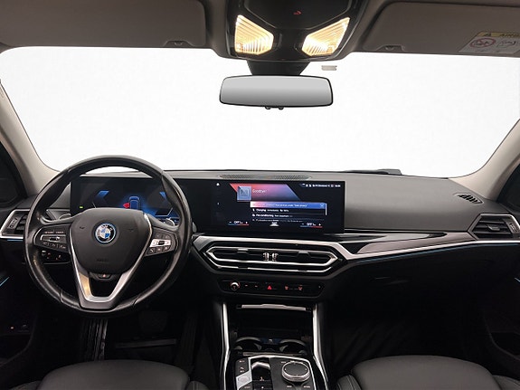 BMW 330e 14 of 30
