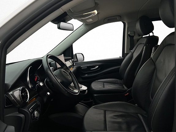 Mercedes-Benz V250 d 17 of 30