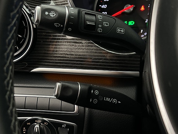 Mercedes-Benz V250 d 18 of 30