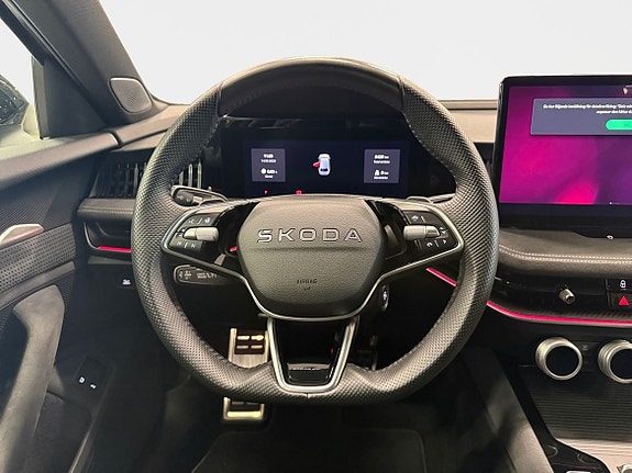 Skoda Superb 12 of 15