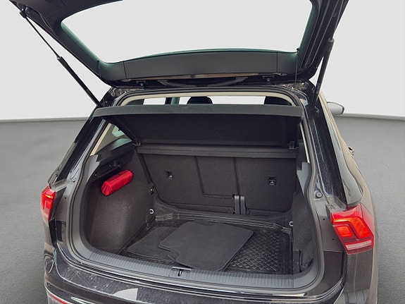 Volkswagen Tiguan 15 of 21