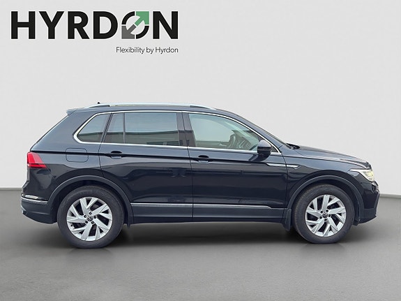 Volkswagen Tiguan 8 of 21