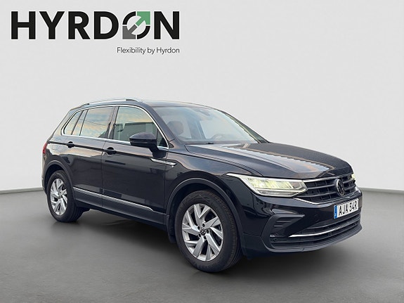 Volkswagen Tiguan 3 of 21