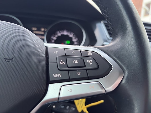 Volkswagen Tiguan 17 of 21