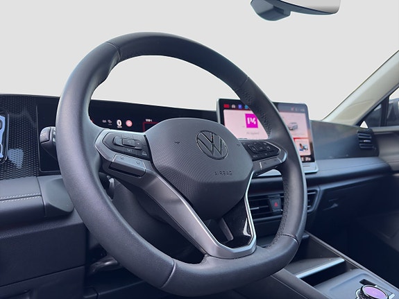 Volkswagen Tiguan 13 of 21