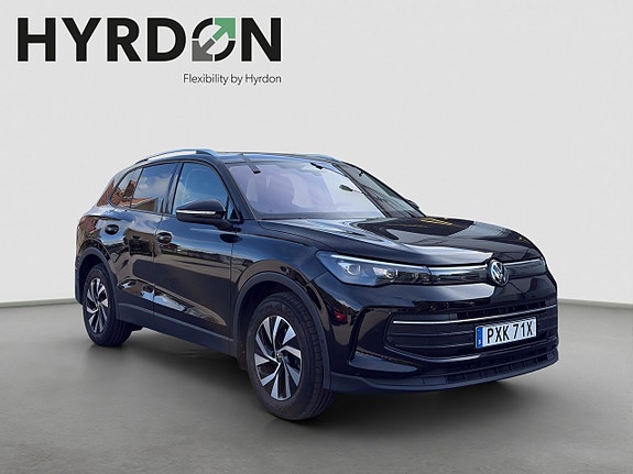Volkswagen Tiguan 3 of 21