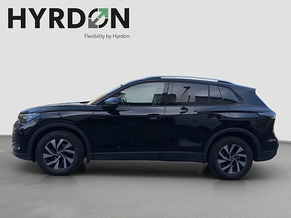 Volkswagen Tiguan 8 of 21