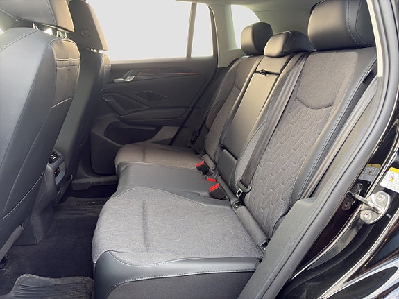 Volkswagen Tiguan 12 of 21