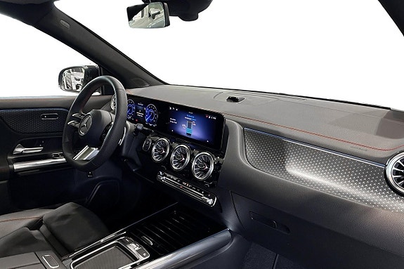 Mercedes-Benz EQA250+ 11 of 14
