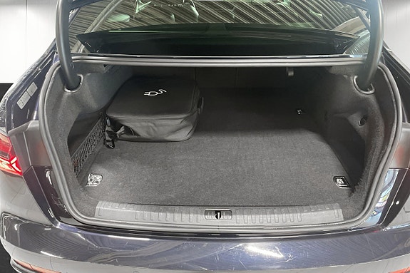 Audi A6 12 of 17