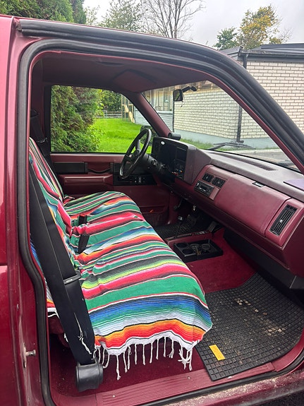Chevrolet K1500 2 of 5