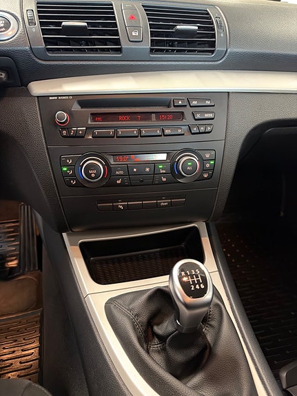 BMW 116d 9 of 14