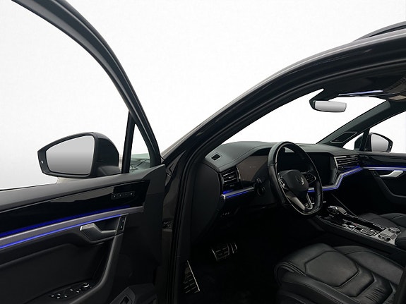 Volkswagen Touareg 12 of 30