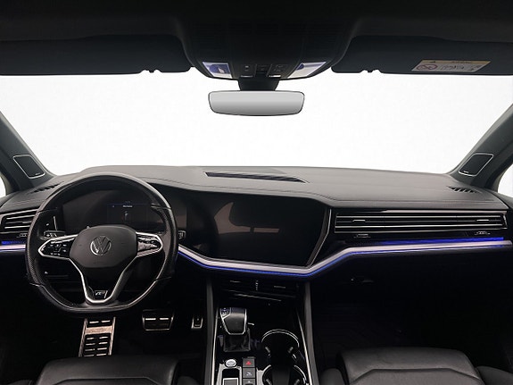 Volkswagen Touareg 16 of 30