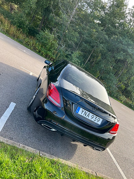 Mercedes-Benz C220 d 5 of 11