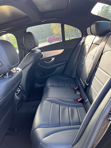 Mercedes-Benz C220 d 9 of 11
