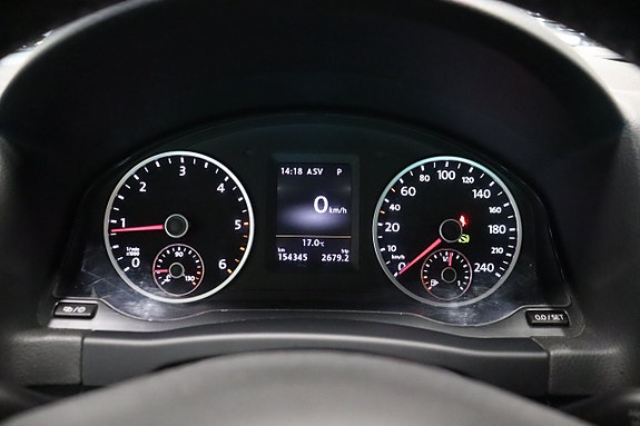 Volkswagen Tiguan 16 of 28