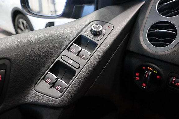 Volkswagen Tiguan 17 of 28