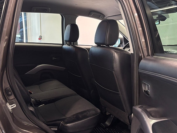 MITSUBISHI OUTLANDER 2.4 170ch 4X4 ETHANOL - BVA - PACK CONFORT - ATTELAGE - RÉGULATEUR DE VITESSE
