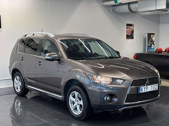 MITSUBISHI OUTLANDER 2.4 170ch 4X4 ETHANOL - BVA - PACK CONFORT - ATTELAGE - RÉGULATEUR DE VITESSE